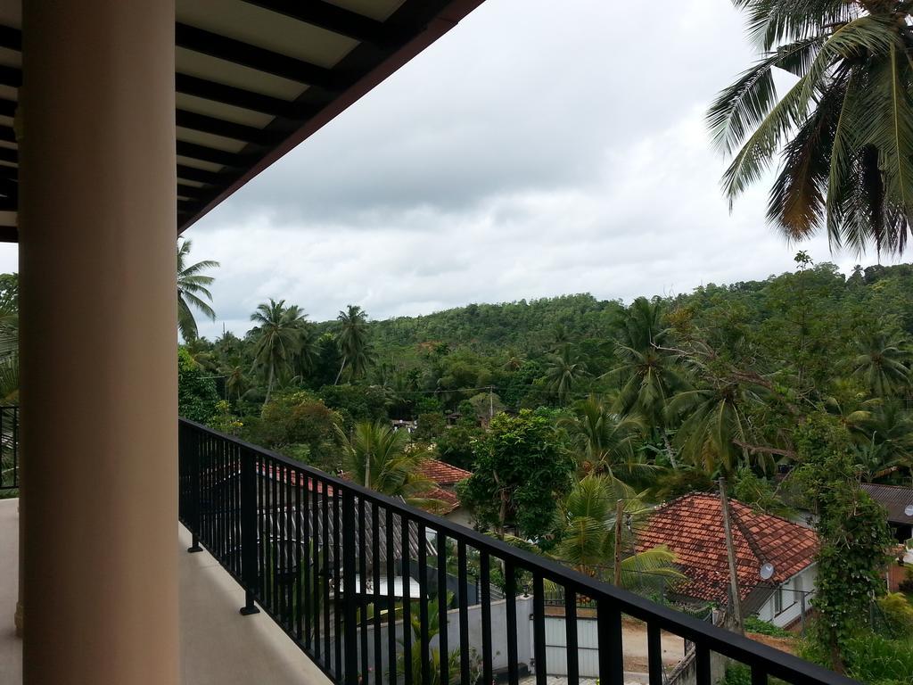 Coral Palm Villa And Apartment Unawatuna Cameră foto